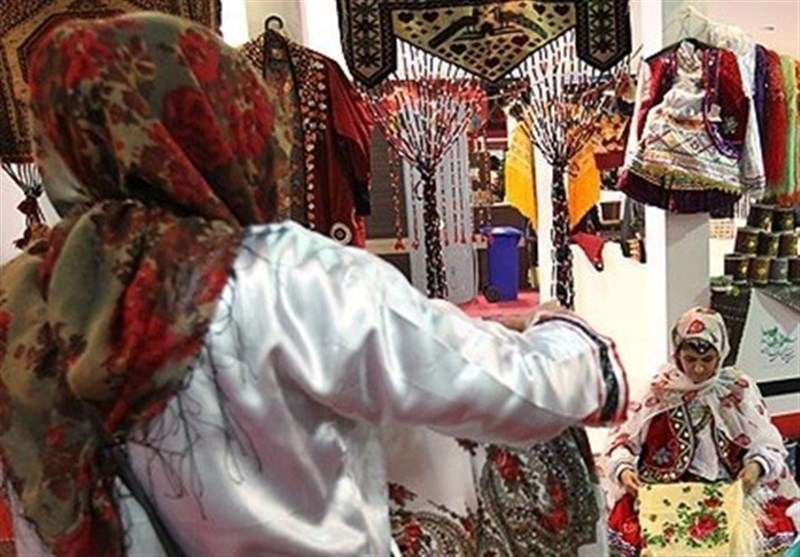 گشایش بزرگترین فضای فروش دست‌آفریده‌های زنان سرپرست خانوار